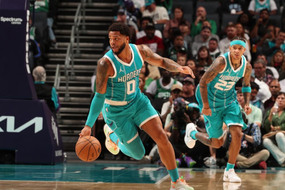 防守漏洞成 防守漏洞成