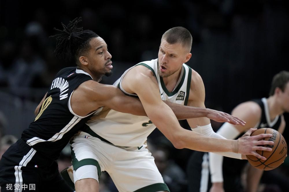 她能够承受 她能够承受