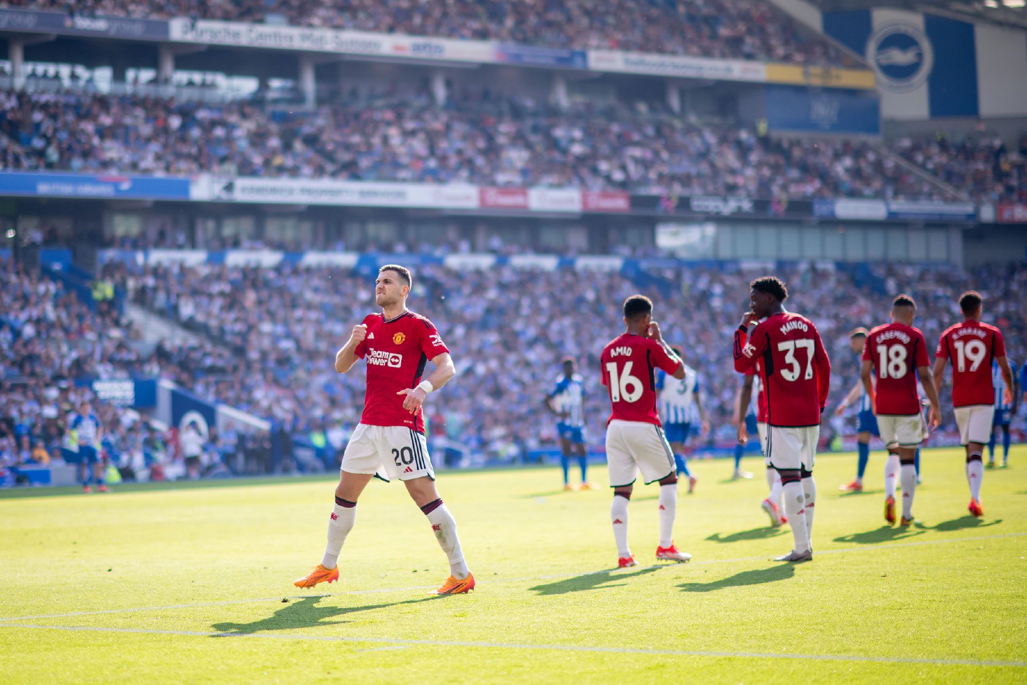 他多次凭借 他多次凭借