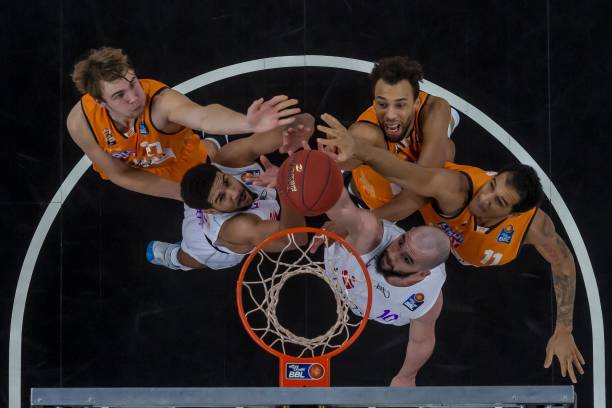 耳穴与人体 耳穴与人体