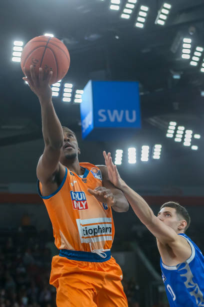 让我们在日 让我们在日